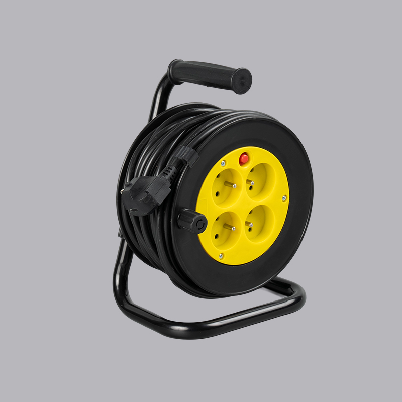 Cuộn cáp 15m khung sắt kiểu Pháp F4R-15T