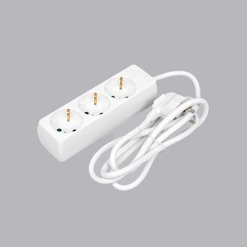 LOB-03 Ổ cắm đa năng 3 chiều hình chữ nhật kiểu Đức